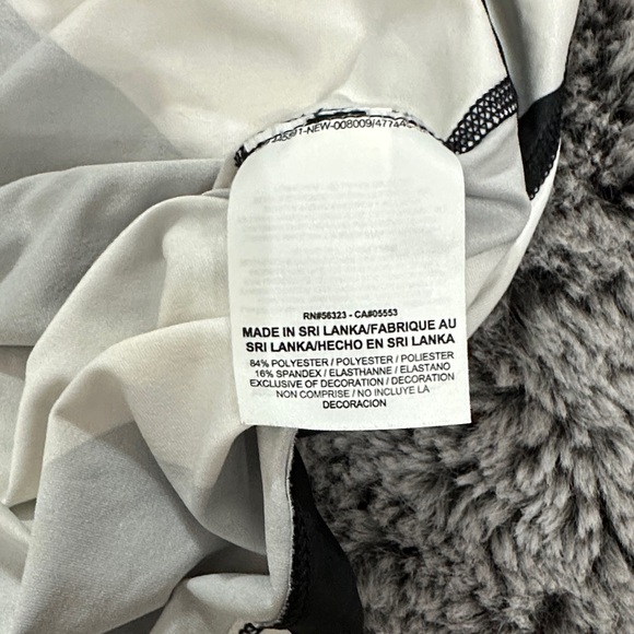 Nike Women's Diagonal Striped Tank Top with Yellow Swoosh - Picture 7 of 8